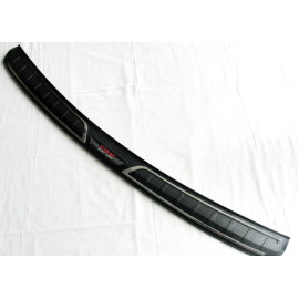 Накладка на задний бампер Honda CR-V 2017